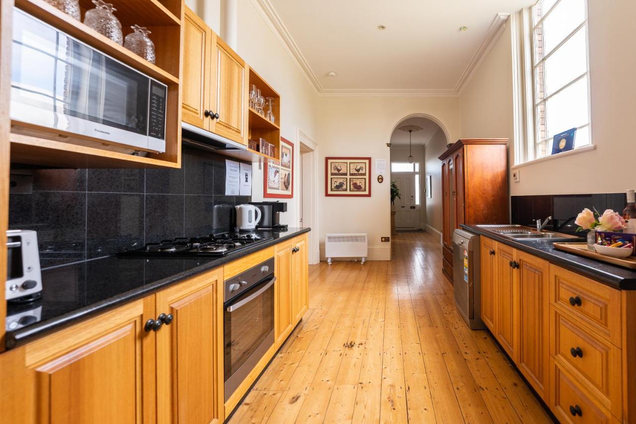 Georgia Apartment Портланд Екстериор снимка